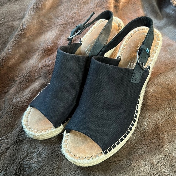 TOMS Monica Wedge Espadrille Sandal  Black Sz 9.5 - Picture 1 of 11